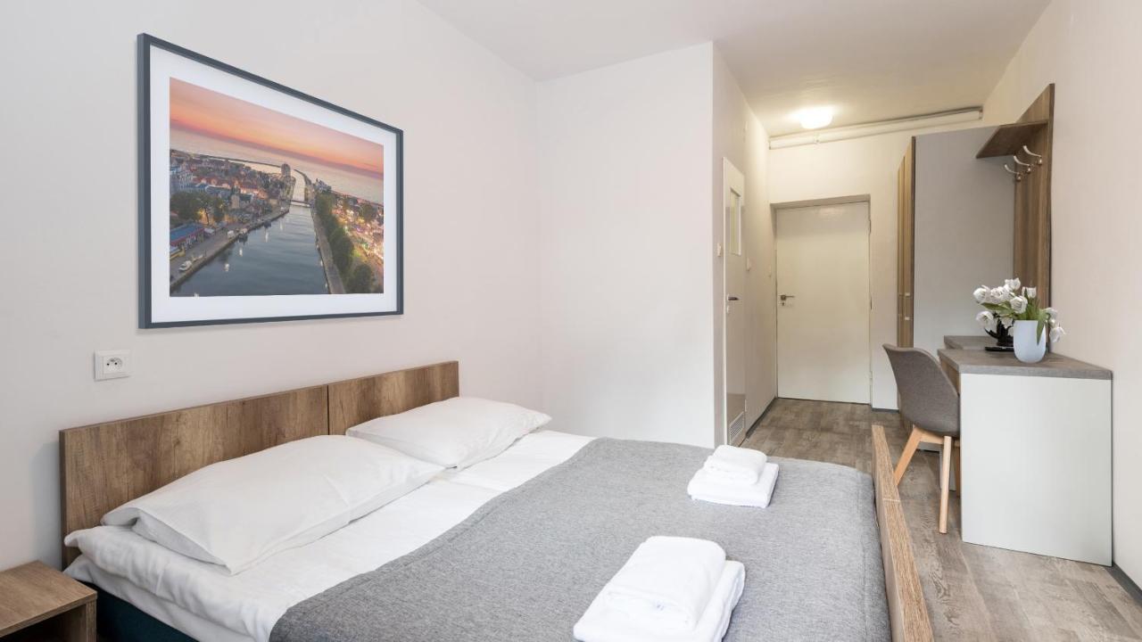 Hotel Domki Osrodek Wypoczynkowy Neptun à Ujście-Darłowskie Extérieur photo
