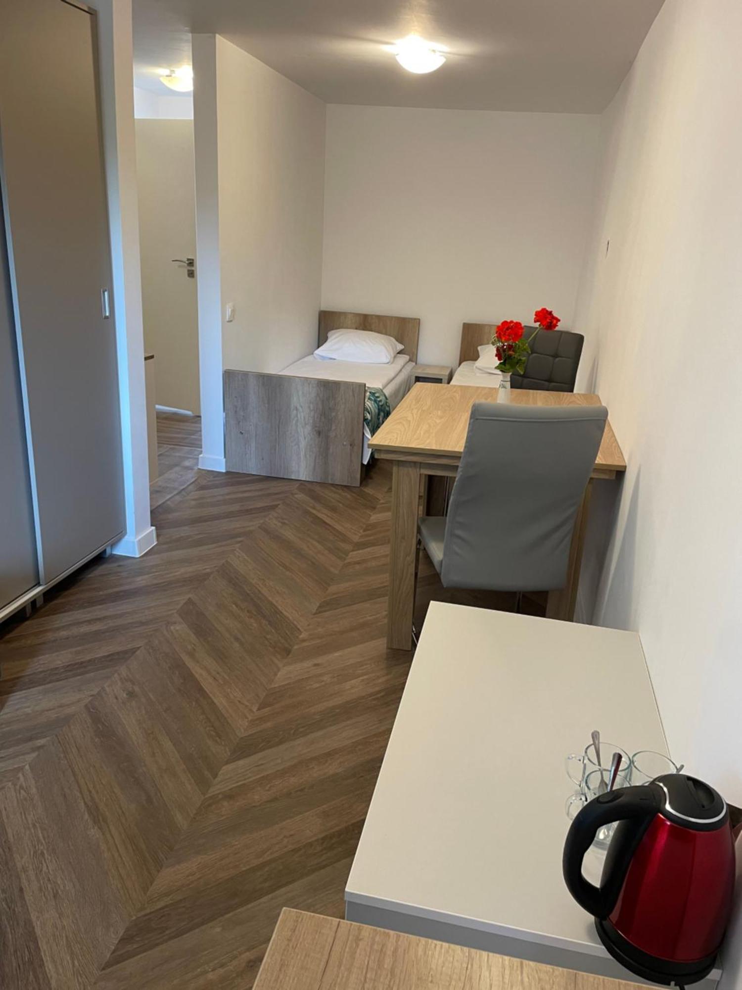 Hotel Domki Osrodek Wypoczynkowy Neptun à Ujście-Darłowskie Extérieur photo