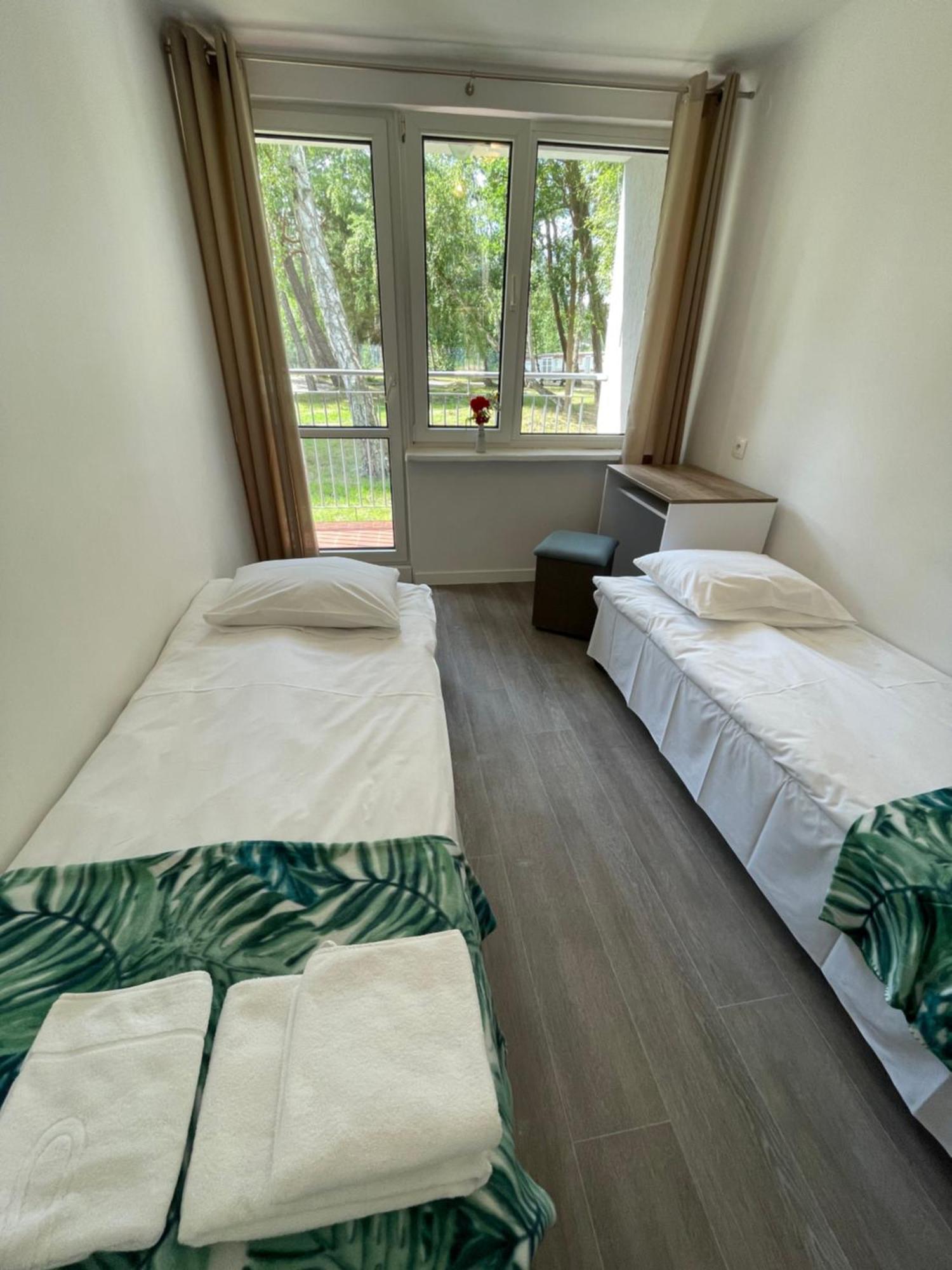 Hotel Domki Osrodek Wypoczynkowy Neptun à Ujście-Darłowskie Extérieur photo